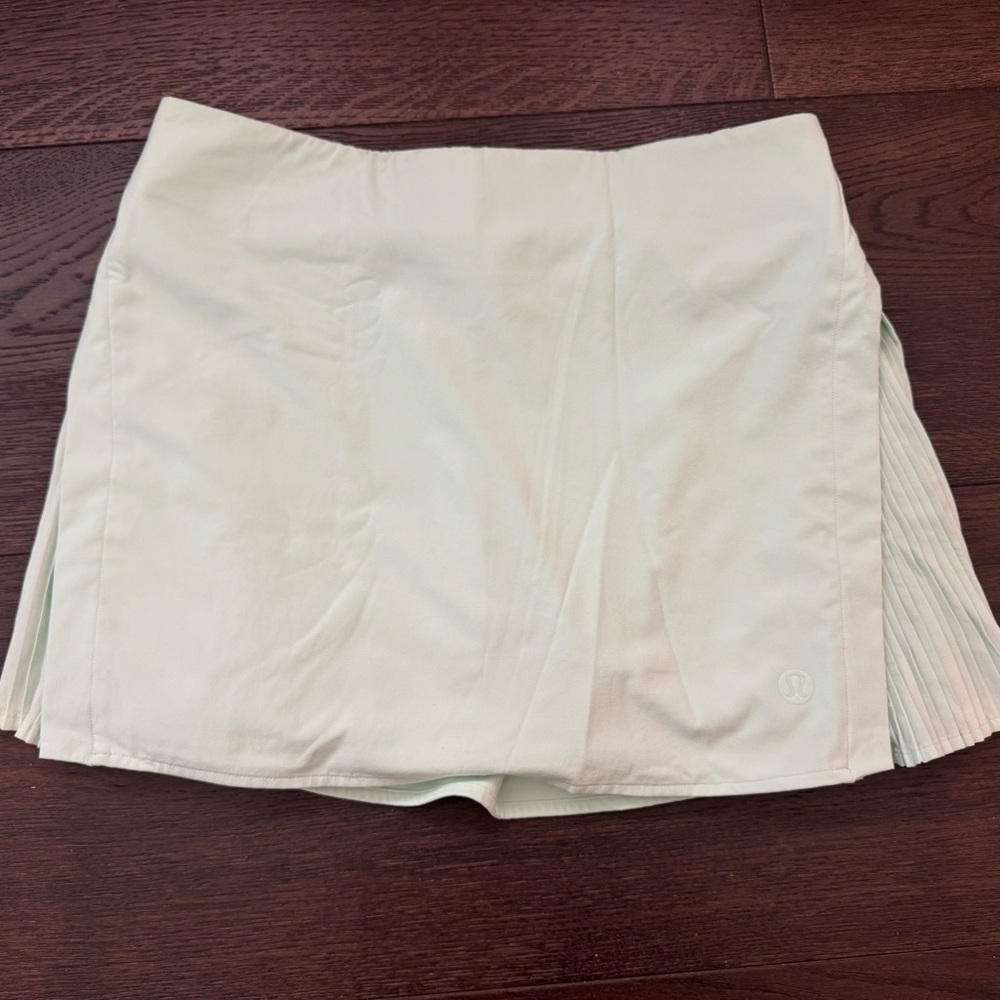 Lululemon Mint Green Pleated Skirt
